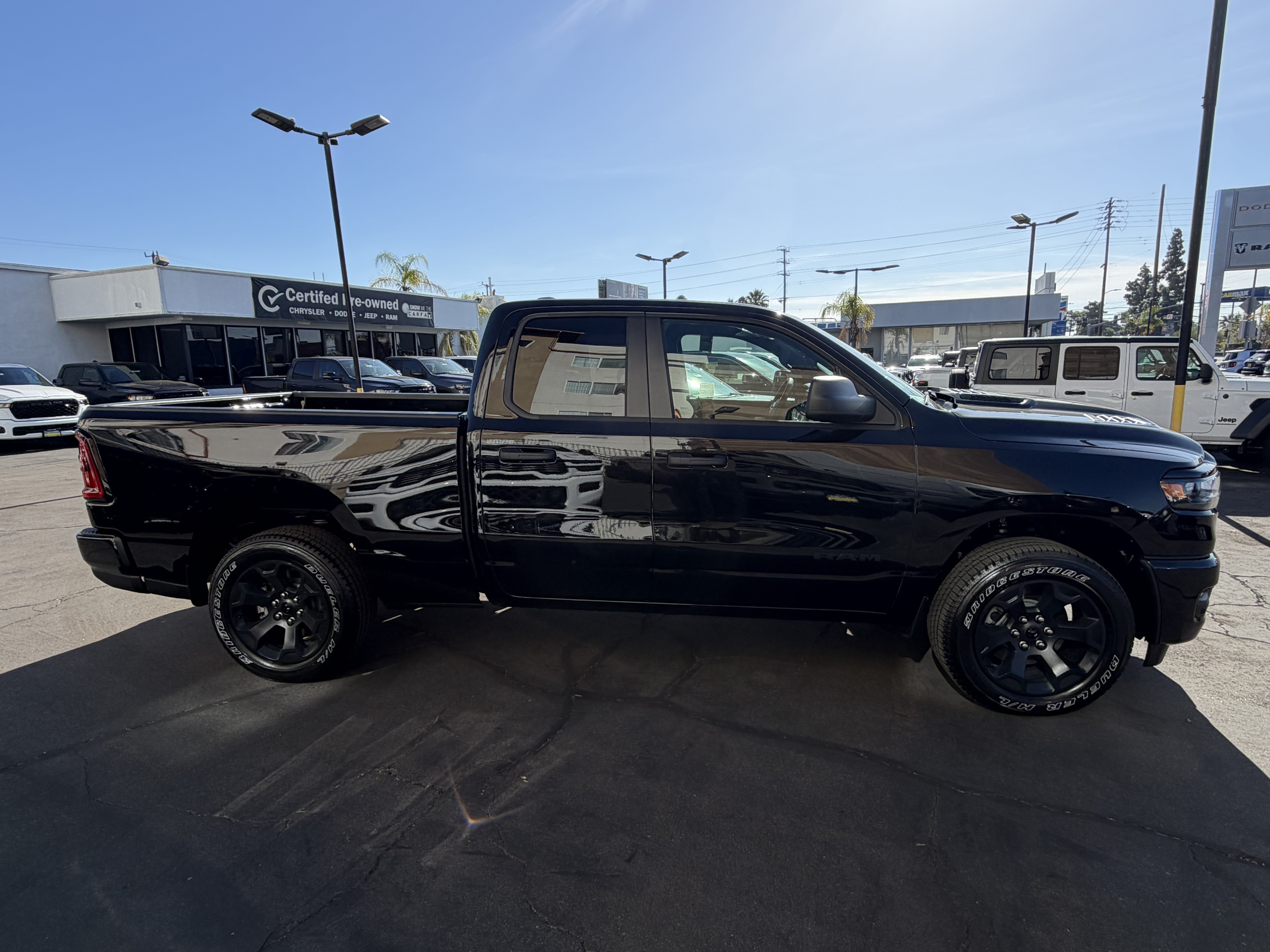 New 2026 RAM 1500 Express AWD/4WD image 11