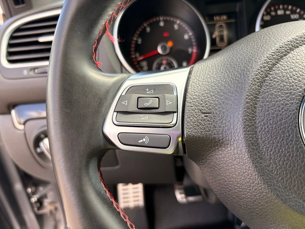 Used 2013 Volkswagen Golf 4-Door FWD image 23