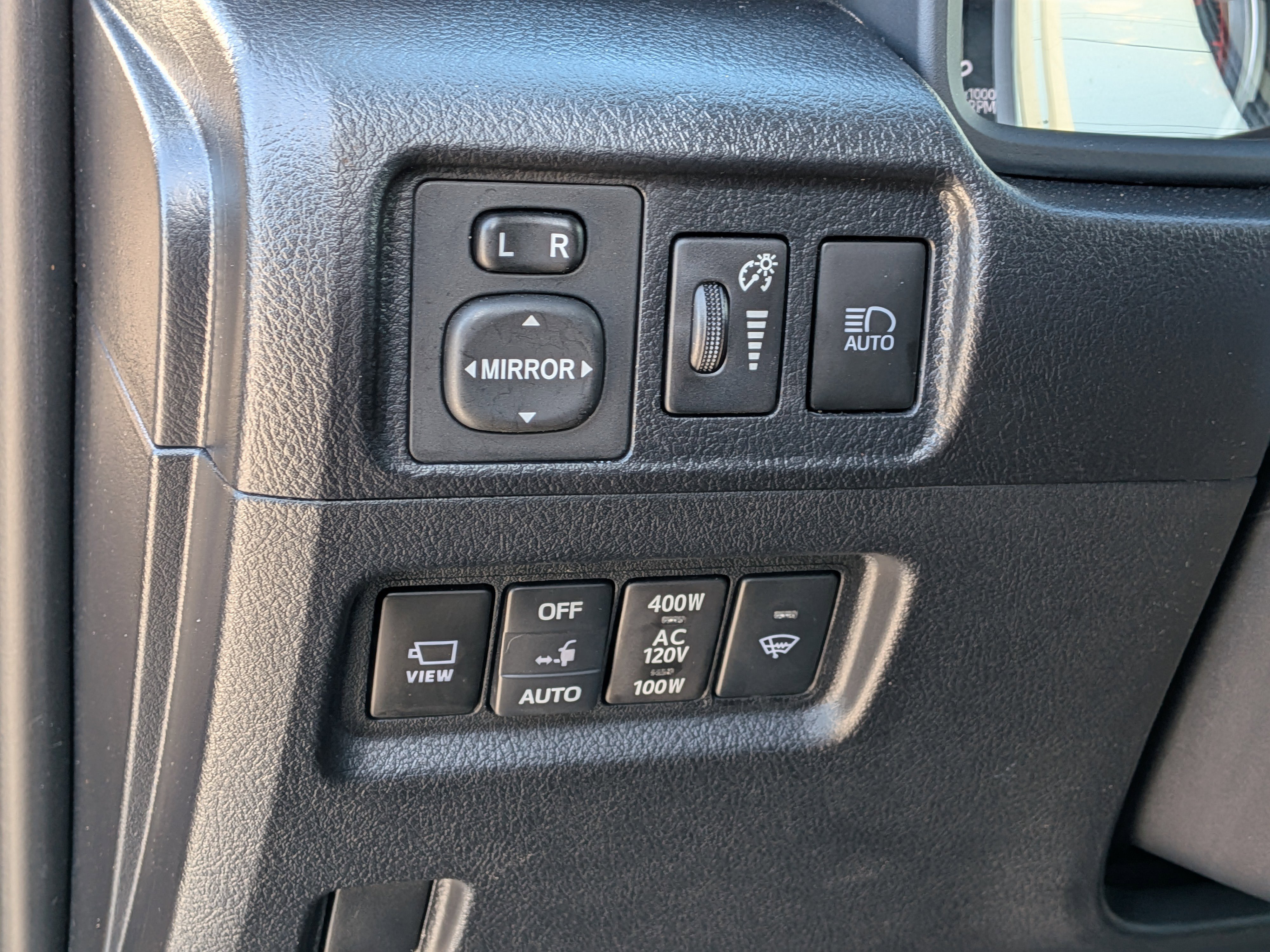 Used 2023 Toyota 4Runner Limited image 15