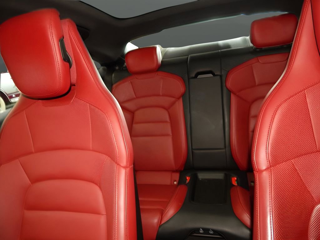 Used 2020 Porsche Taycan 4S image 31