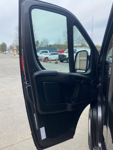 Used 2023 RAM ProMaster 2500 image 16