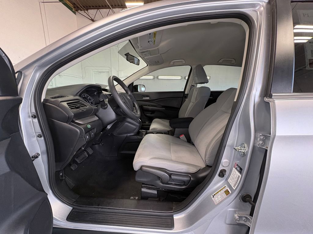 Used 2016 Honda CR-V LX image 12