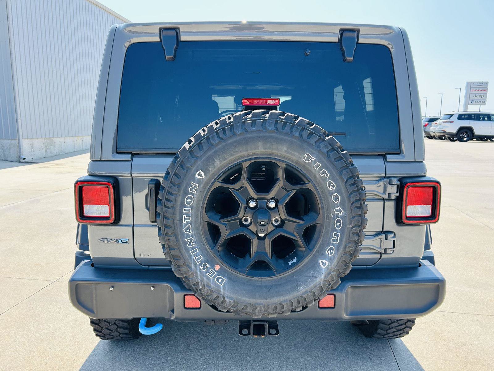 Used 2023 Jeep Wrangler Unlimited w/ Cold Weather Group AWD/4WD image 33