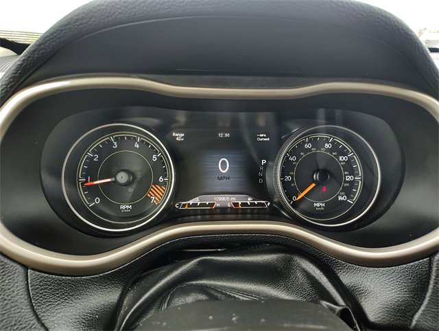 Used 2015 Jeep Cherokee Limited image 14