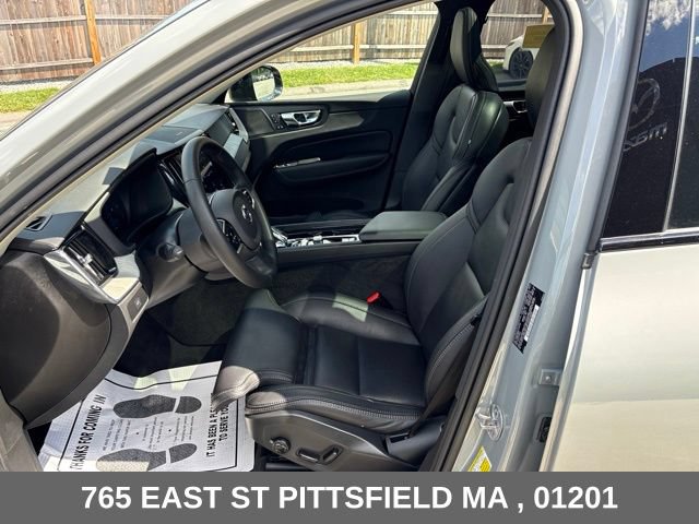 Used 2025 Volvo XC60 B5 Ultra w/ Protection Package Premier AWD/4WD image 10