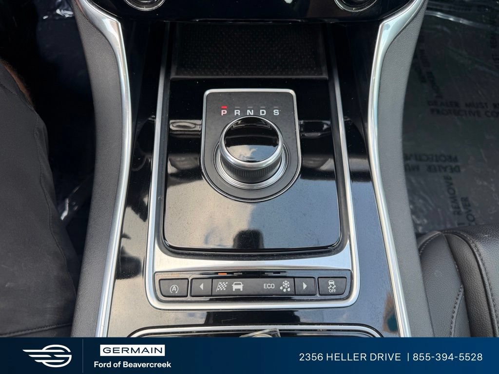 Used 2017 Jaguar XF Premium AWD/4WD image 21