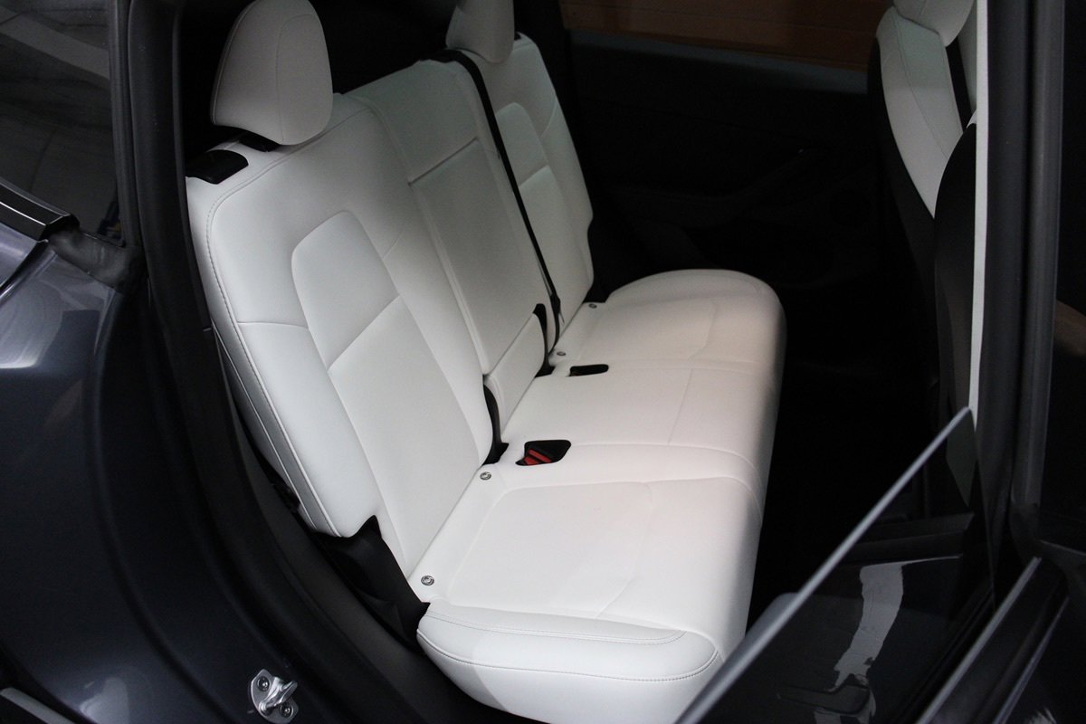 Used 2022 Tesla Model Y Performance AWD/4WD image 44