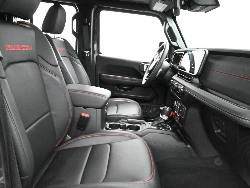 Certified 2025 Jeep Wrangler Unlimited Rubicon image 21