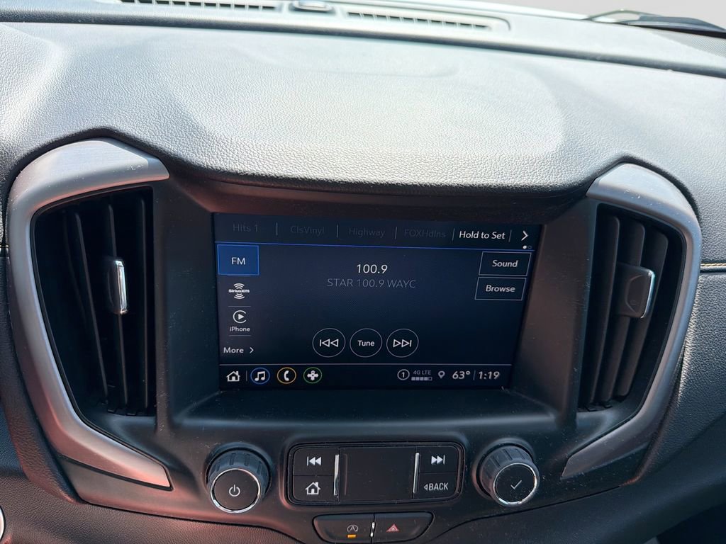 Used 2023 GMC Terrain AT4 image 23