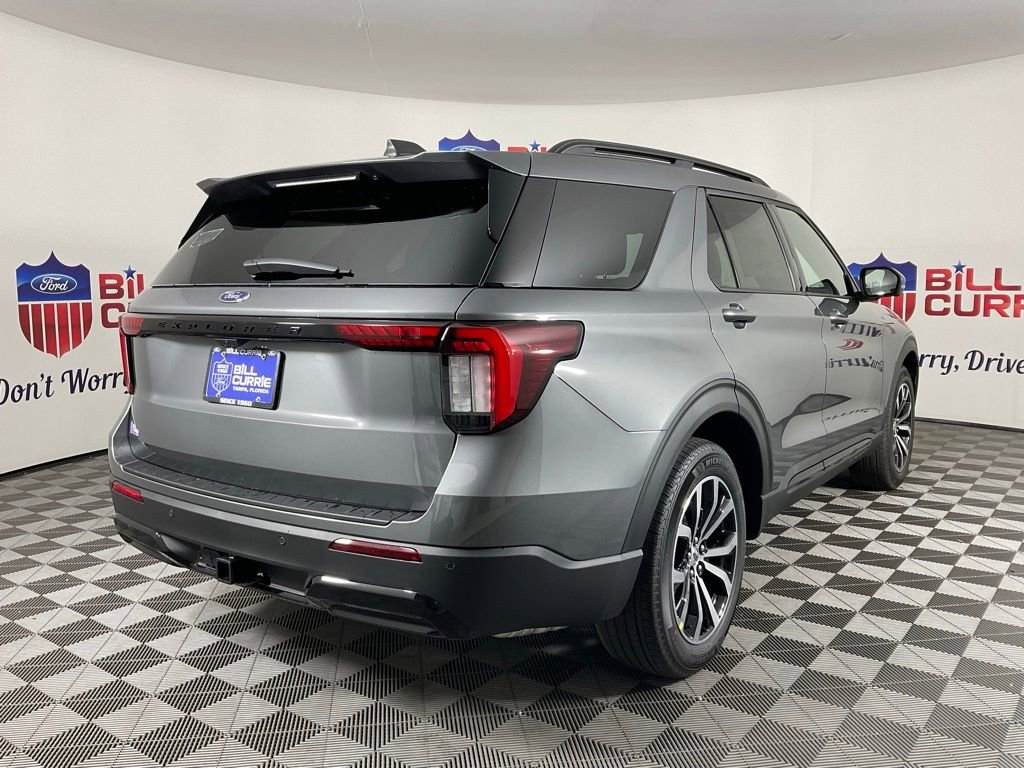 New 2026 Ford Explorer ST-Line RWD image 3