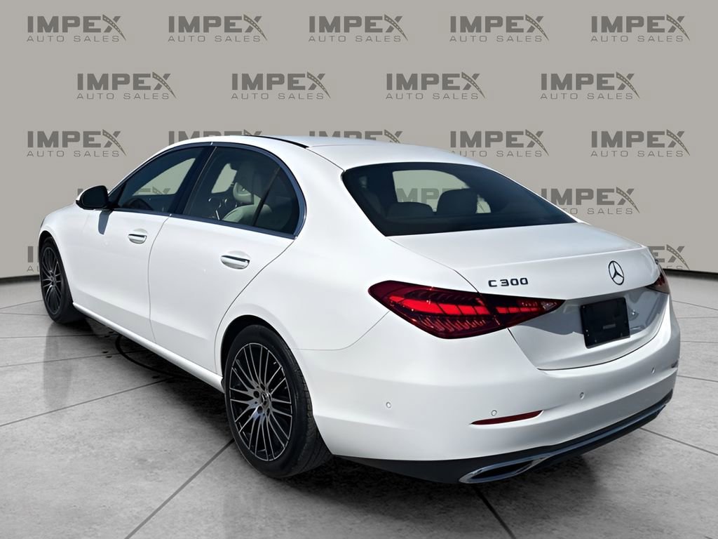 Used 2025 Mercedes-Benz C 300 4MATIC Sedan image 3