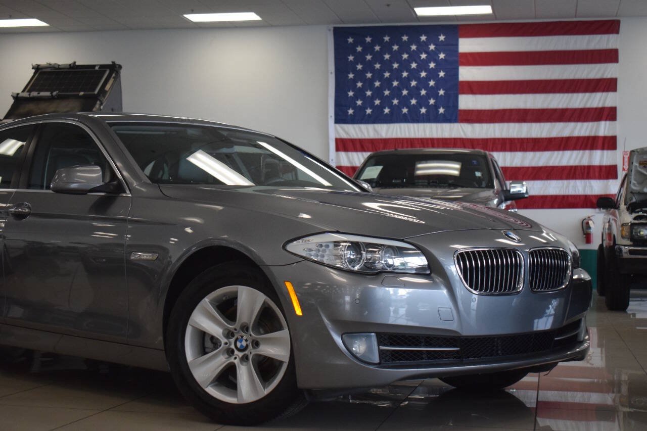 Used 2012 BMW 528i Sedan RWD image 4