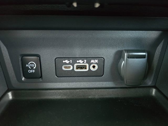 Certified 2025 Nissan Sentra SV w/ All-Weather Package FWD image 6