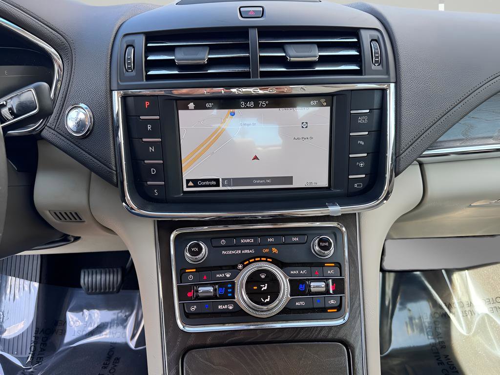 Used 2019 Lincoln Continental Reserve FWD image 7