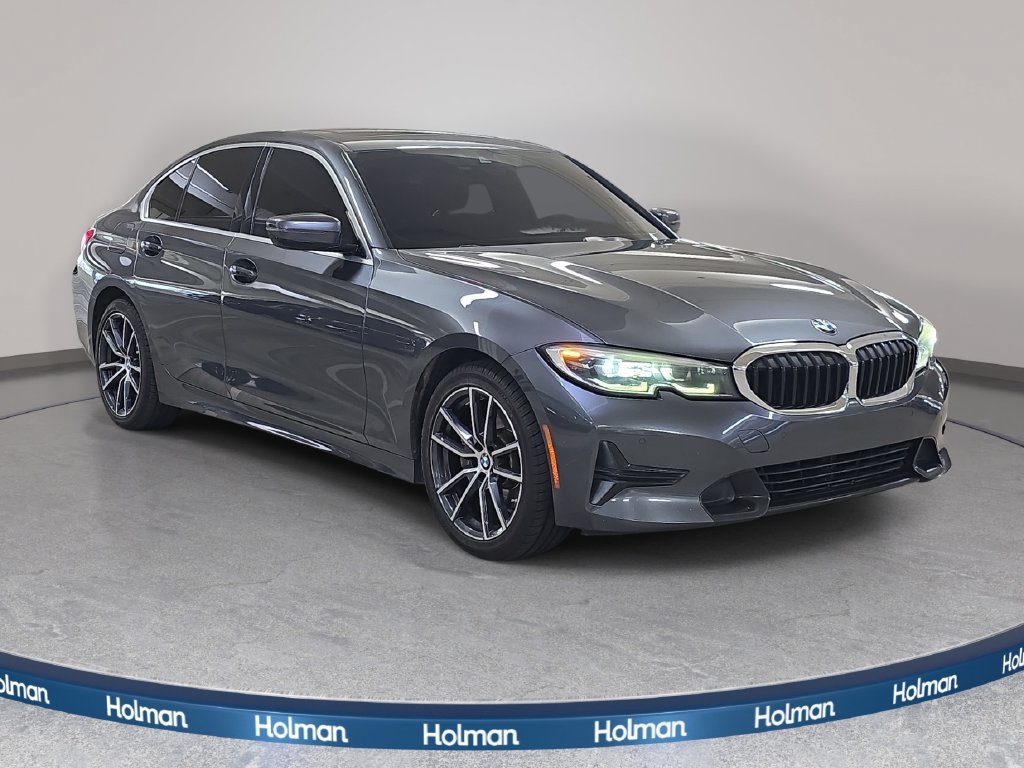 Used 2020 BMW 330i Sedan w/ Convenience Package RWD image 4
