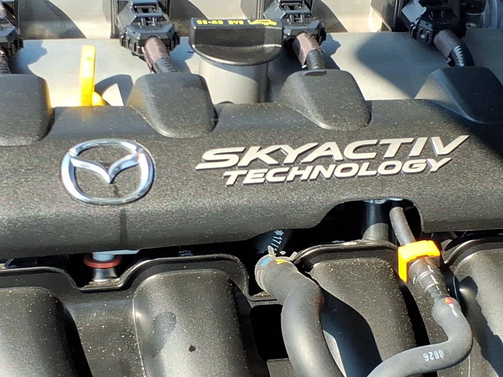 Used 2018 MAZDA MX-5 Miata Club RWD image 32