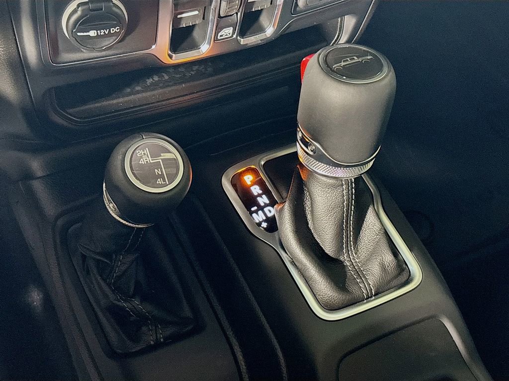 New 2025 Jeep Gladiator Sport image 18