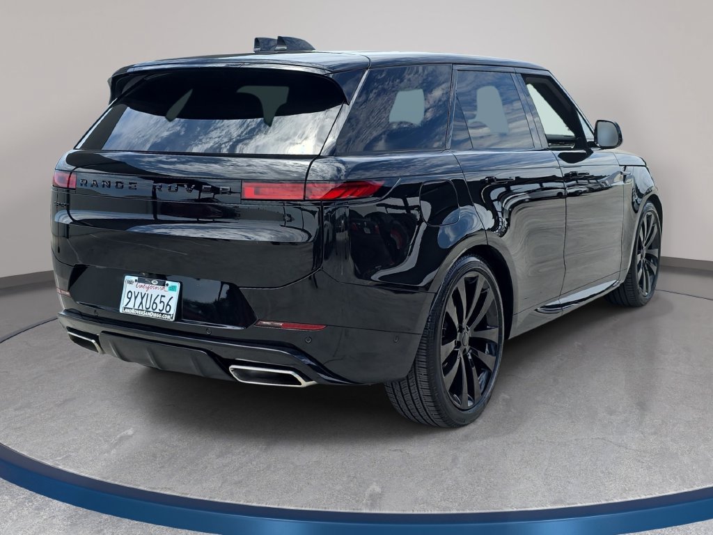 Certified 2026 Land Rover Range Rover Sport Dynamic SE AWD/4WD image 6