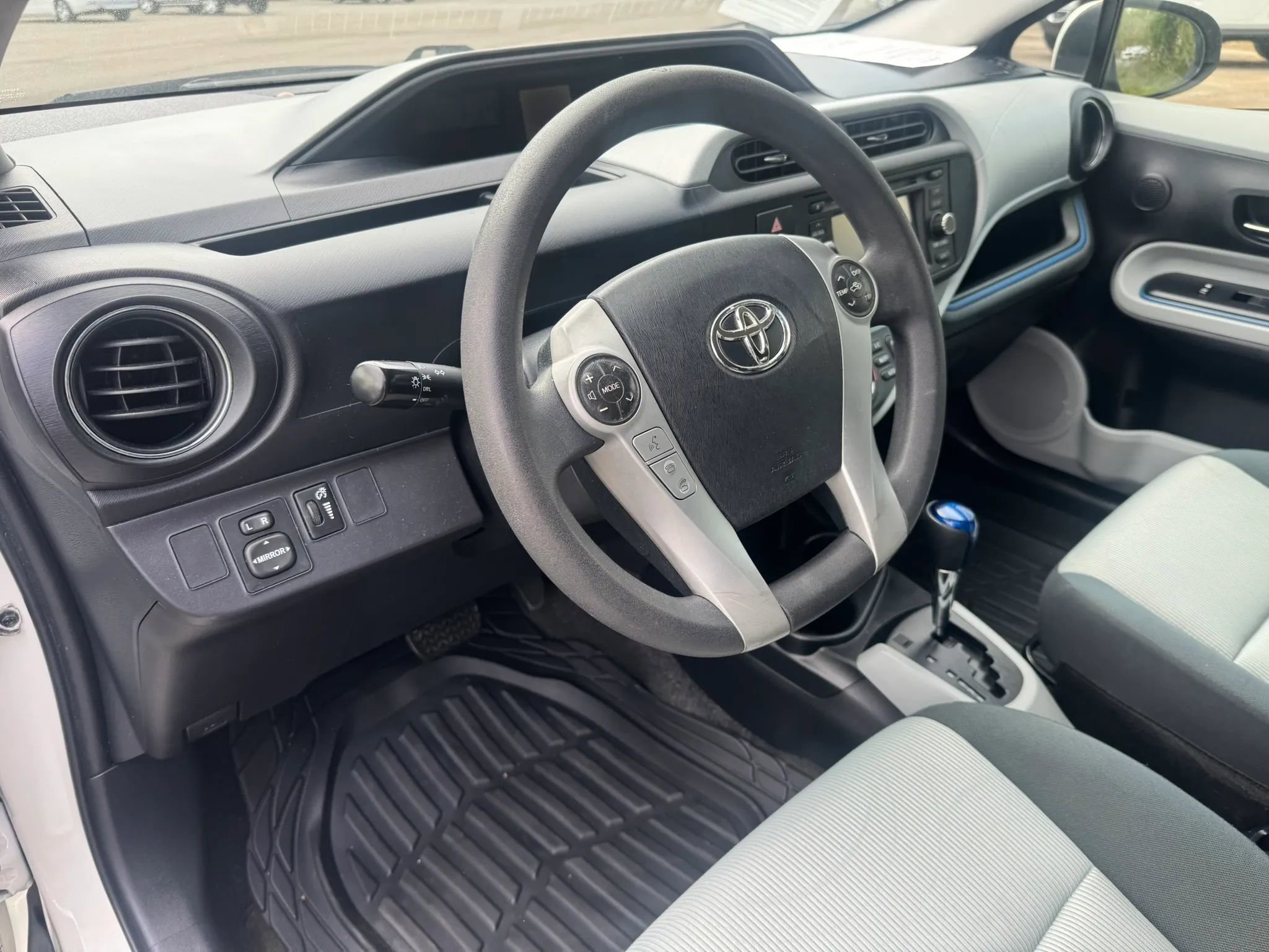 Used 2012 Toyota Prius C Three image 16