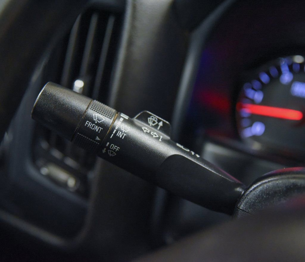 Used 2019 GMC Sierra 3500 4x4 Crew Cab w/ Sierra Convenience Package image 16