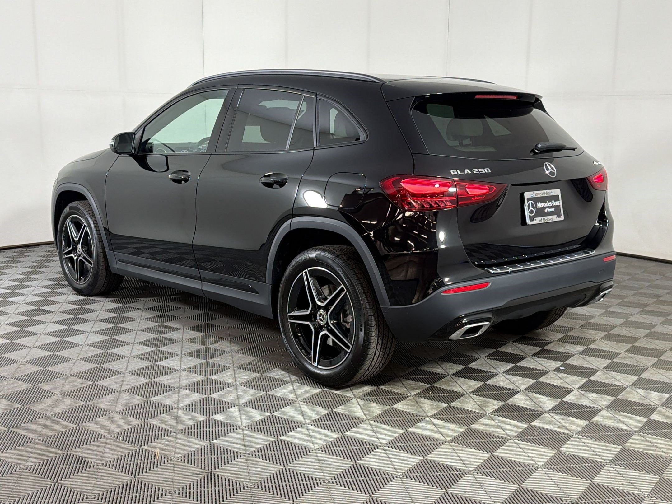 New 2026 Mercedes-Benz GLA 250 4MATIC image 3