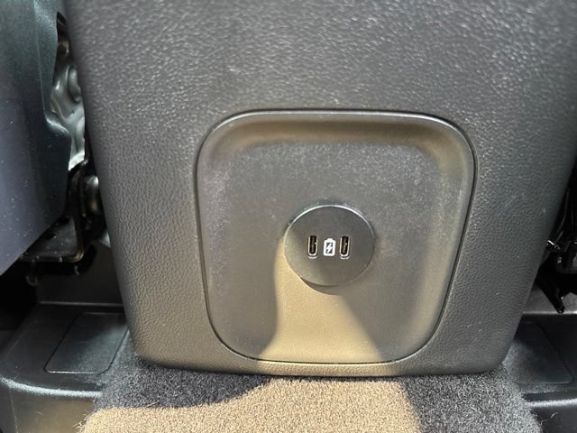 Used 2025 Ford Escape ST-Line Select AWD/4WD image 34