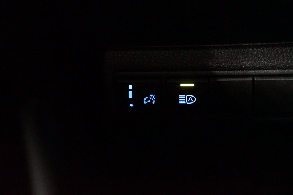 Certified 2021 Toyota Corolla SE FWD image 22
