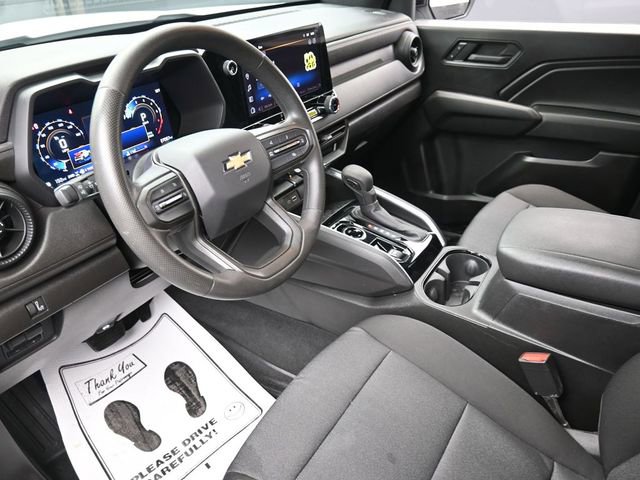 Used 2024 Chevrolet Colorado W/T w/ Safety Package image 18