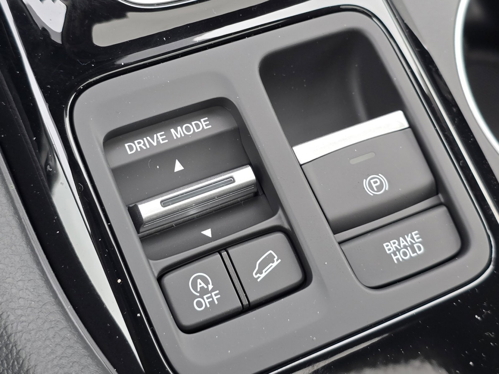 New 2025 Honda Pilot Touring image 10