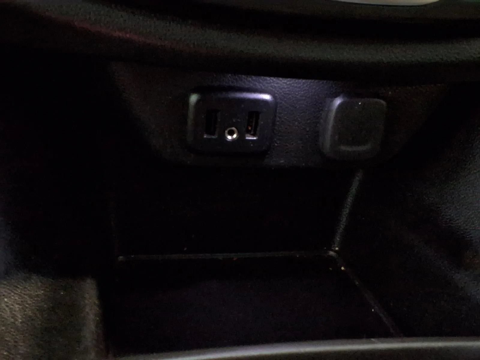 Used 2019 Chevrolet Traverse LT AWD/4WD image 26
