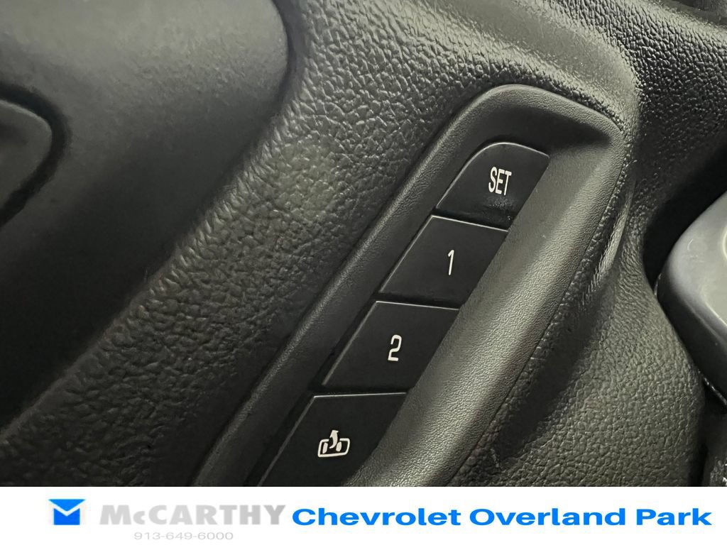 Used 2021 GMC Acadia AT4 w/ Technology Package AWD/4WD image 18