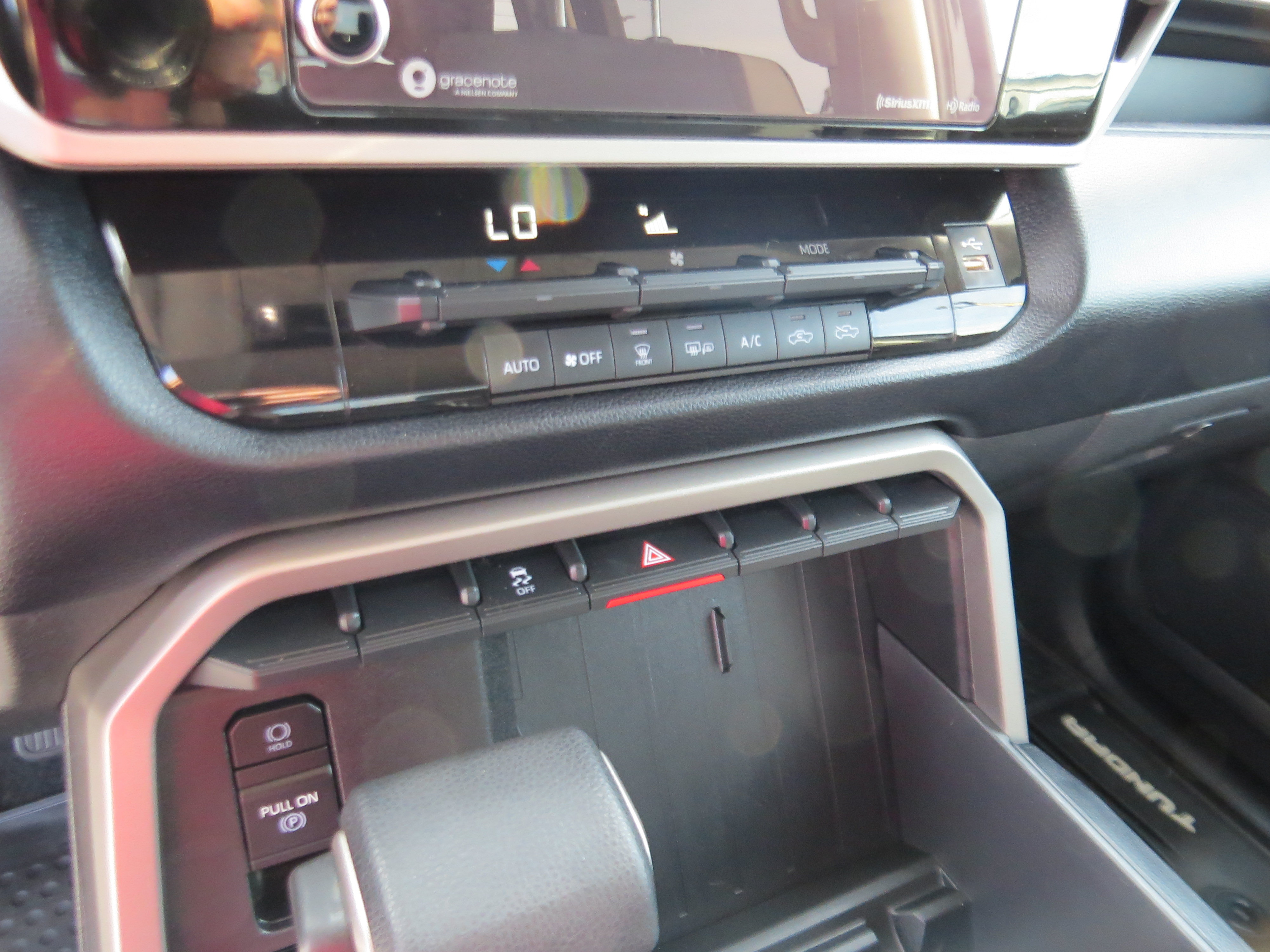 Used 2024 Toyota Tundra SR5 w/ SR5 Convenience Package AWD/4WD image 21