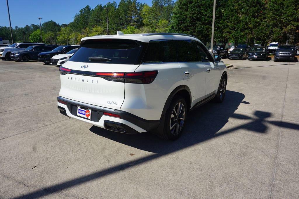 Used 2023 INFINITI QX60 Luxe w/ Performance Audio Package image 25