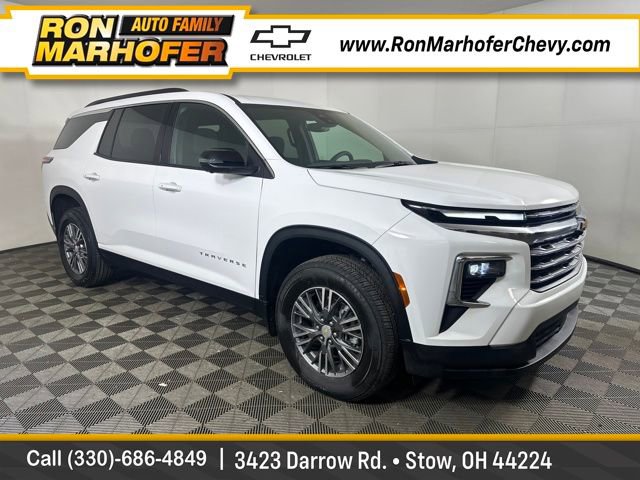 Used 2025 Chevrolet Traverse LT w/ Driver Confidence Package