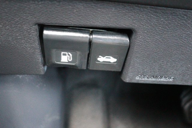 Used 2023 Nissan Versa SV FWD image 24