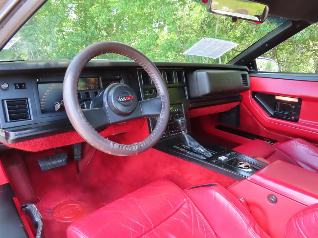 Used 1987 Chevrolet Corvette Convertible RWD image 17