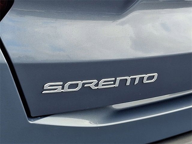 Used 2025 Kia Sorento S image 19