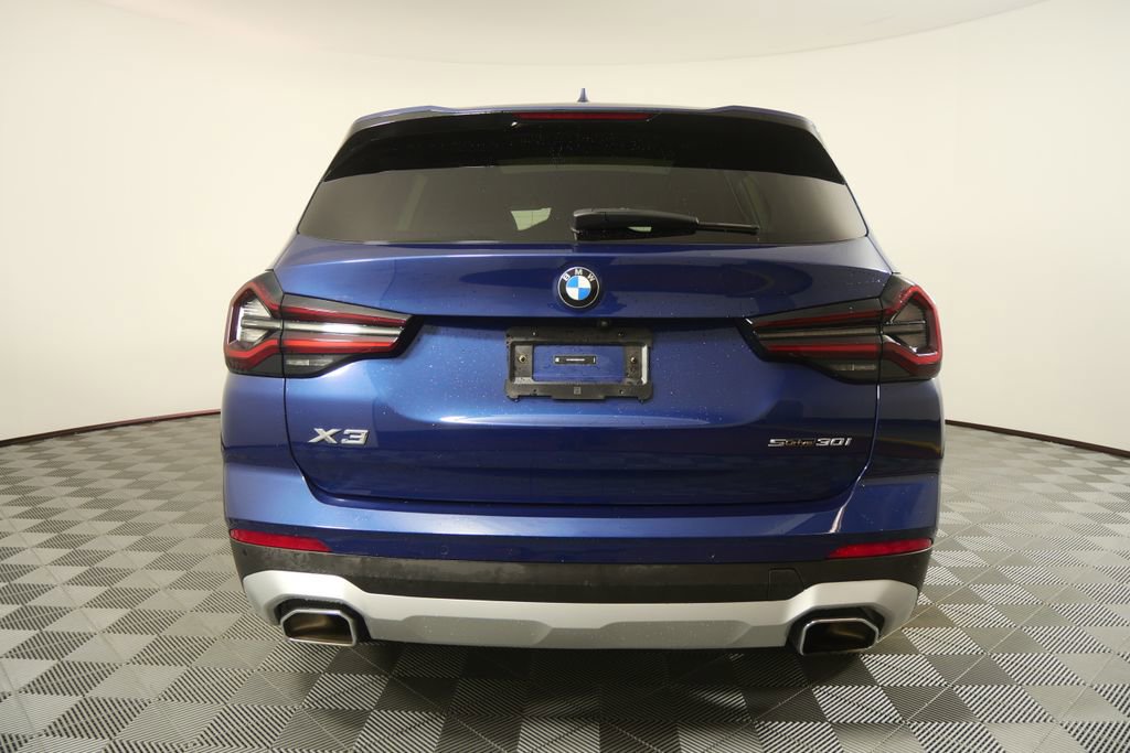 Certified 2024 BMW X3 sDrive30i w/ Premium Package image 4