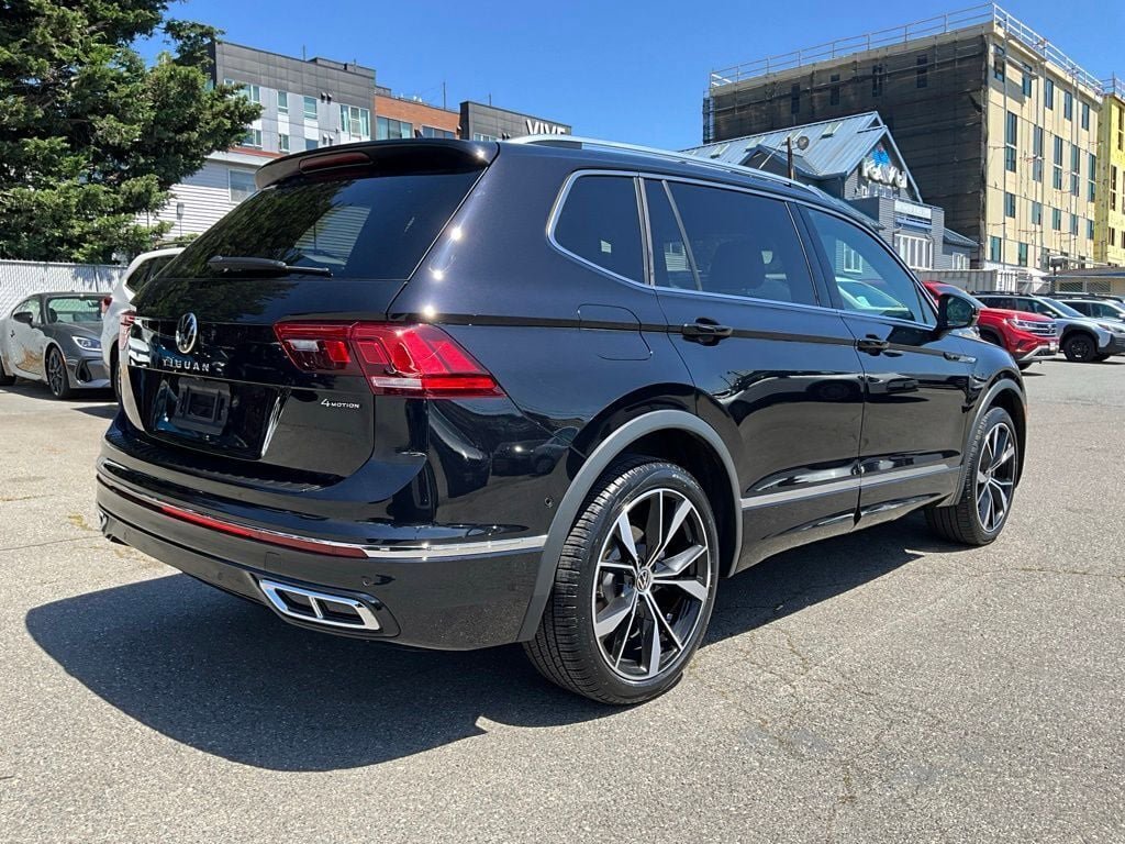 Used 2022 Volkswagen Tiguan SEL R-Line AWD/4WD image 8