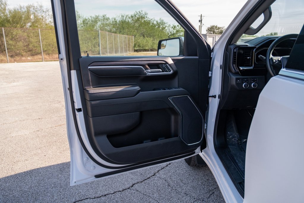 Used 2024 GMC Sierra 1500 SLT image 10