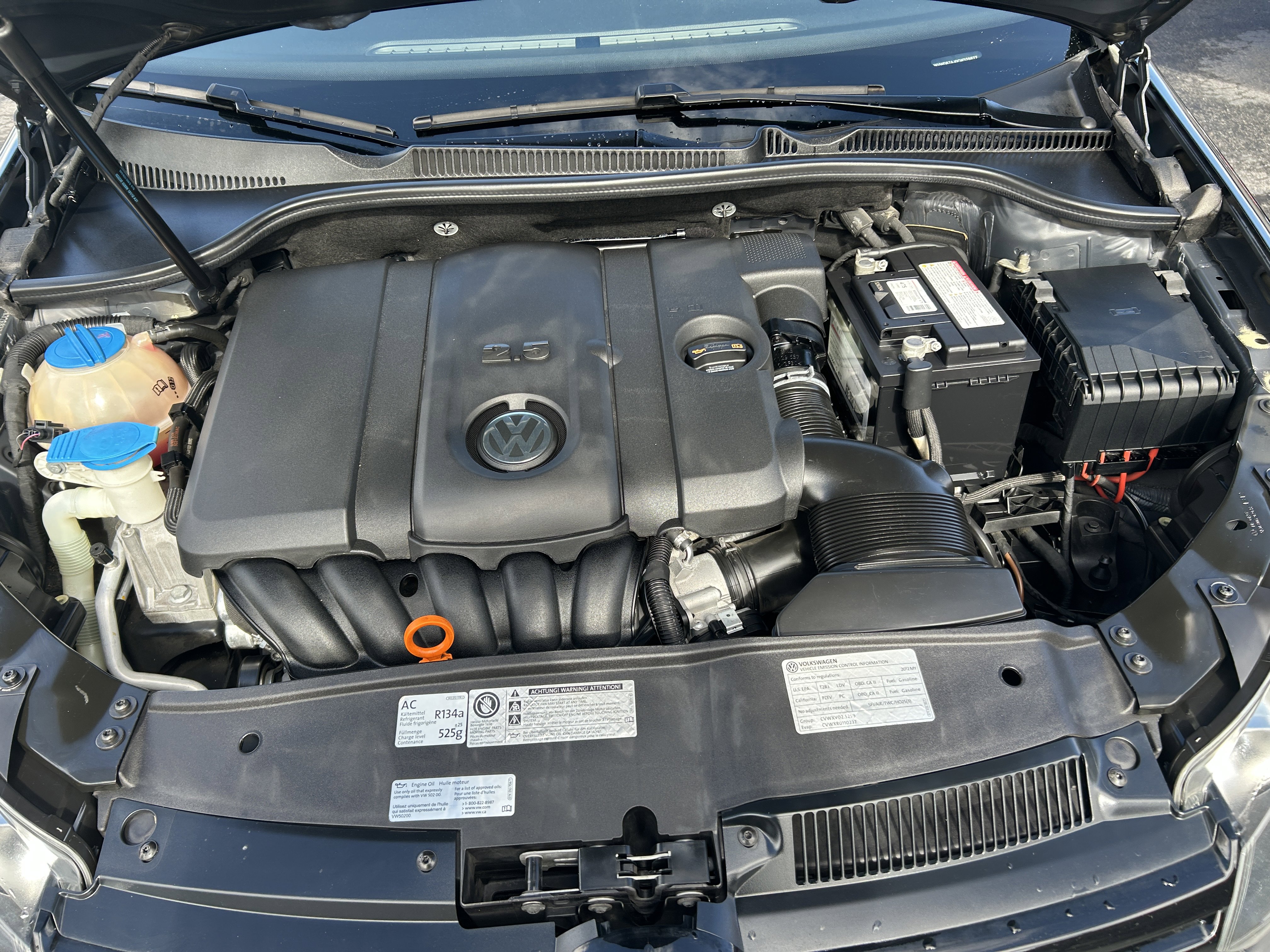 Used 2012 Volkswagen Golf w/ Convenience Package image 14