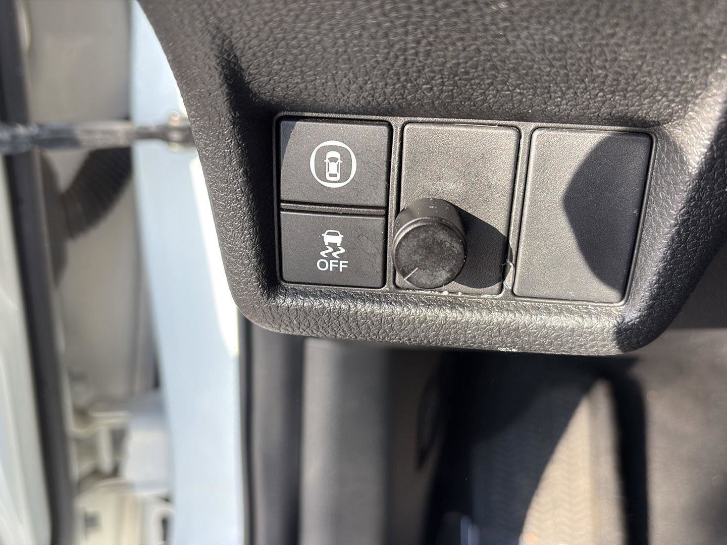 Certified 2022 Honda Civic EX image 9