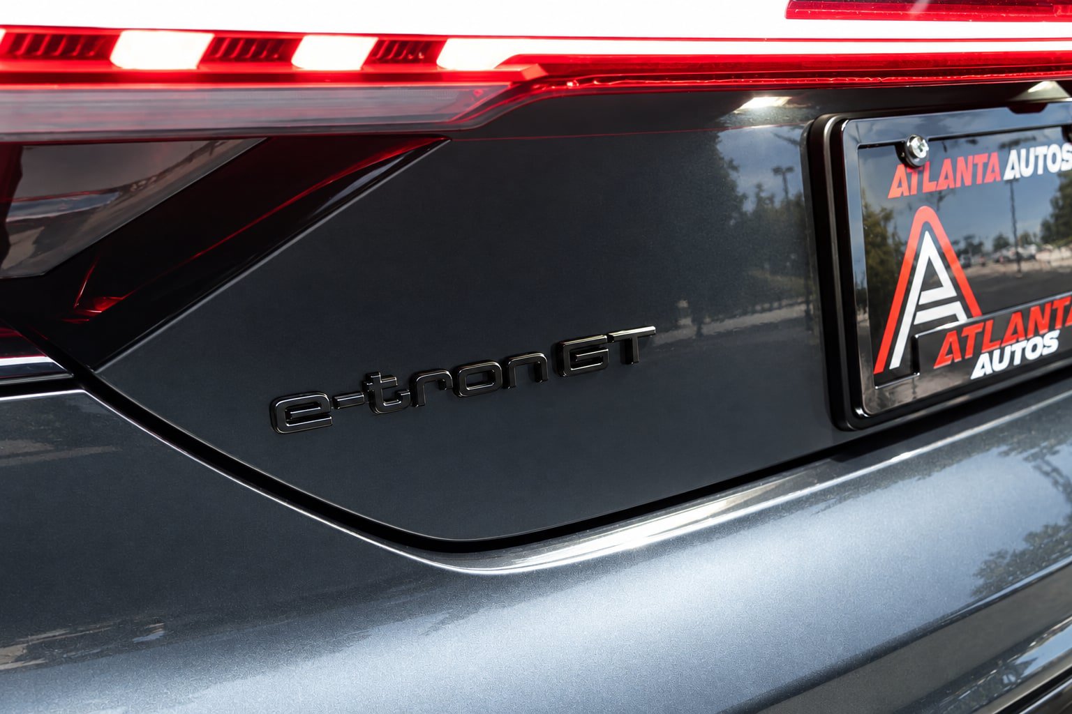 Used 2022 Audi e-tron GT Premium Plus AWD/4WD image 18