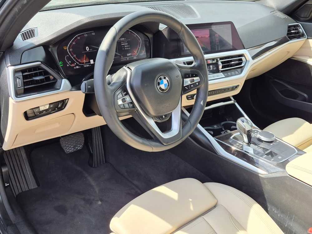 Used 2019 BMW 330i xDrive Sedan w/ Driving Assistance Package image 13