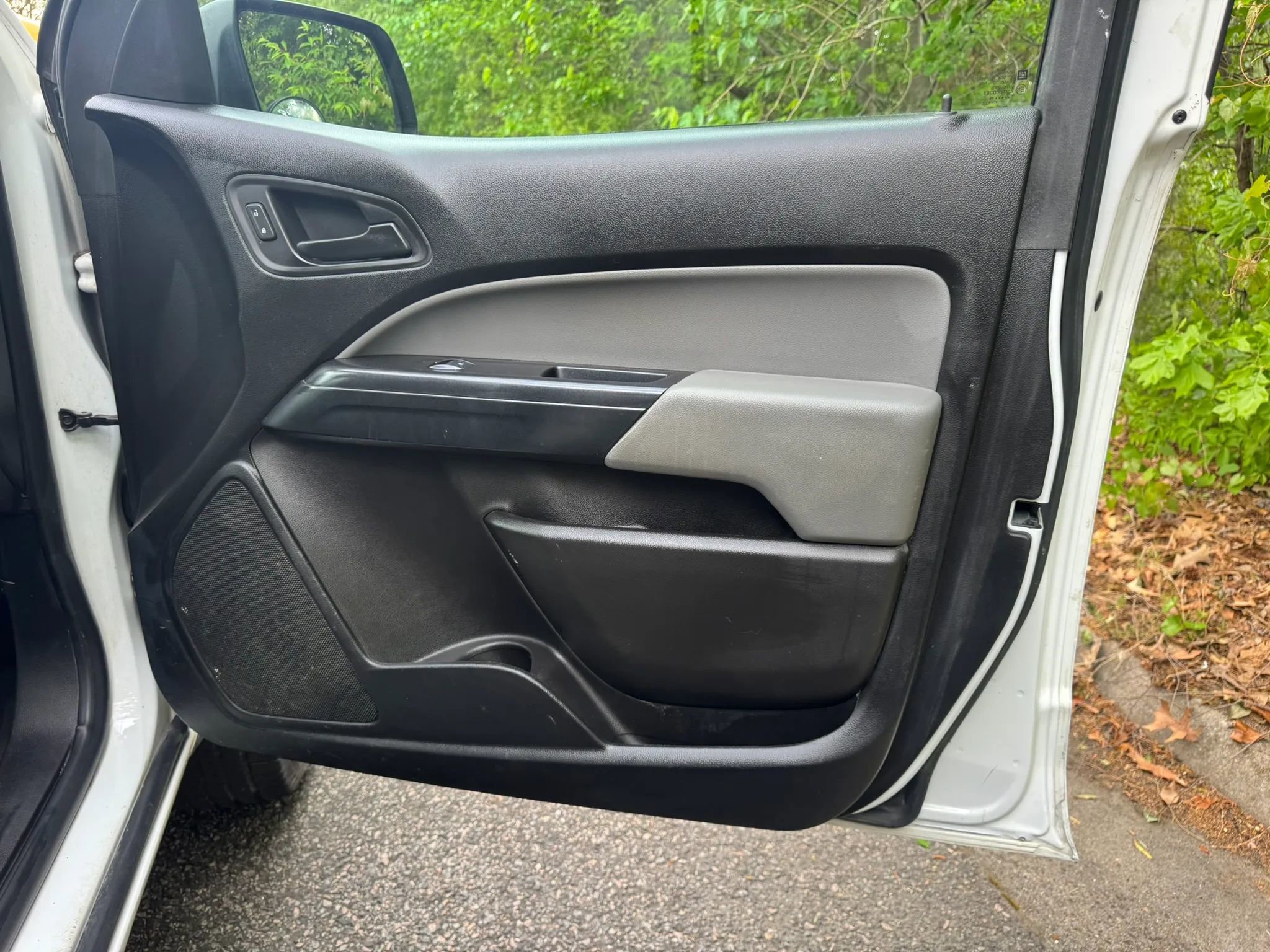 Used 2019 Chevrolet Colorado W/T RWD image 10