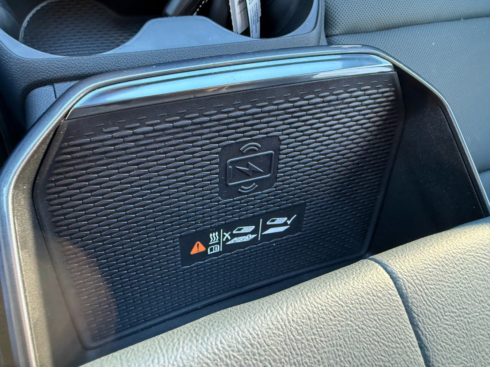 New 2026 GMC Terrain AT4 w/ Convenience Package III image 34