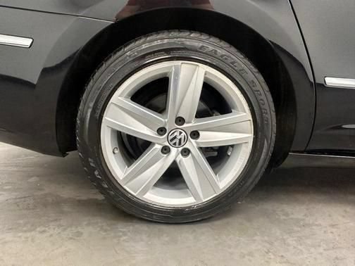 Used 2016 Volkswagen CC Sport FWD image 17