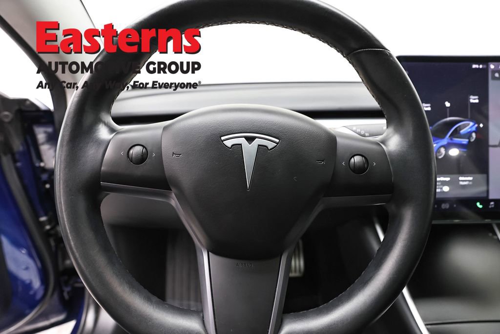 Used 2018 Tesla Model 3 Performance image 10