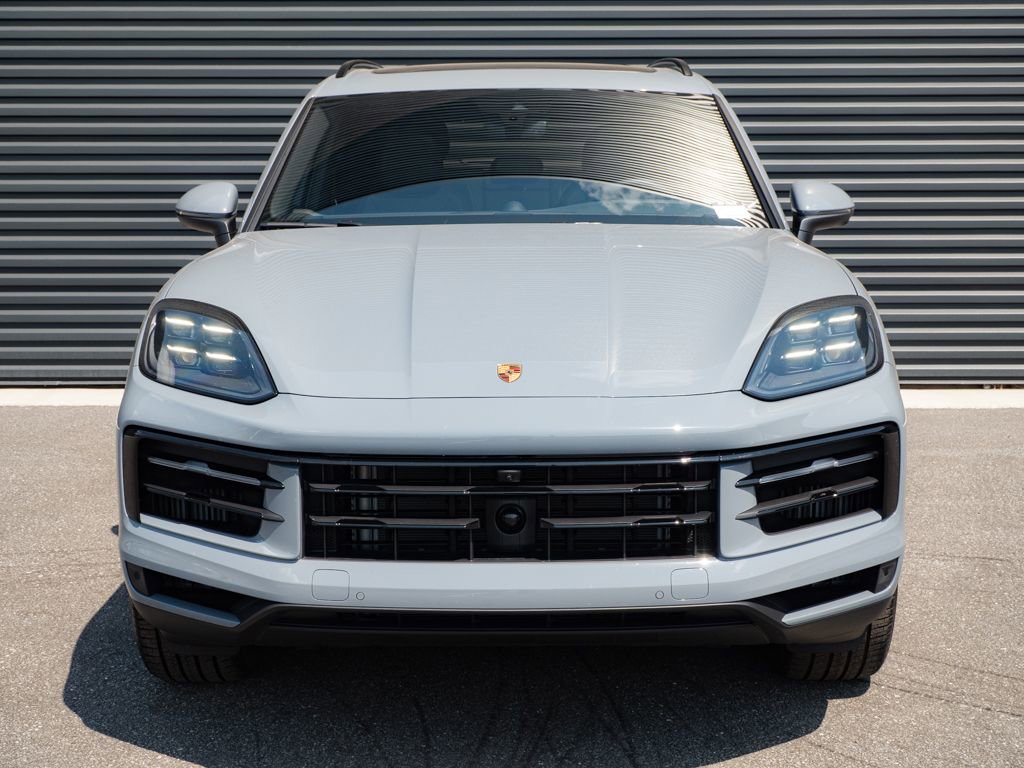 Certified 2026 Porsche Cayenne AWD/4WD image 36