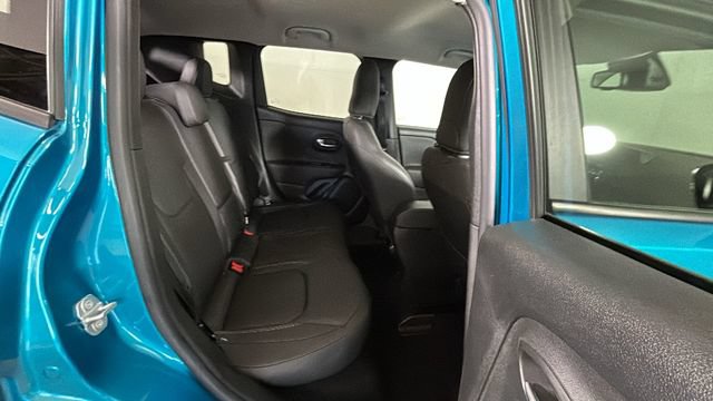 Used 2021 Jeep Renegade Limited AWD/4WD image 30